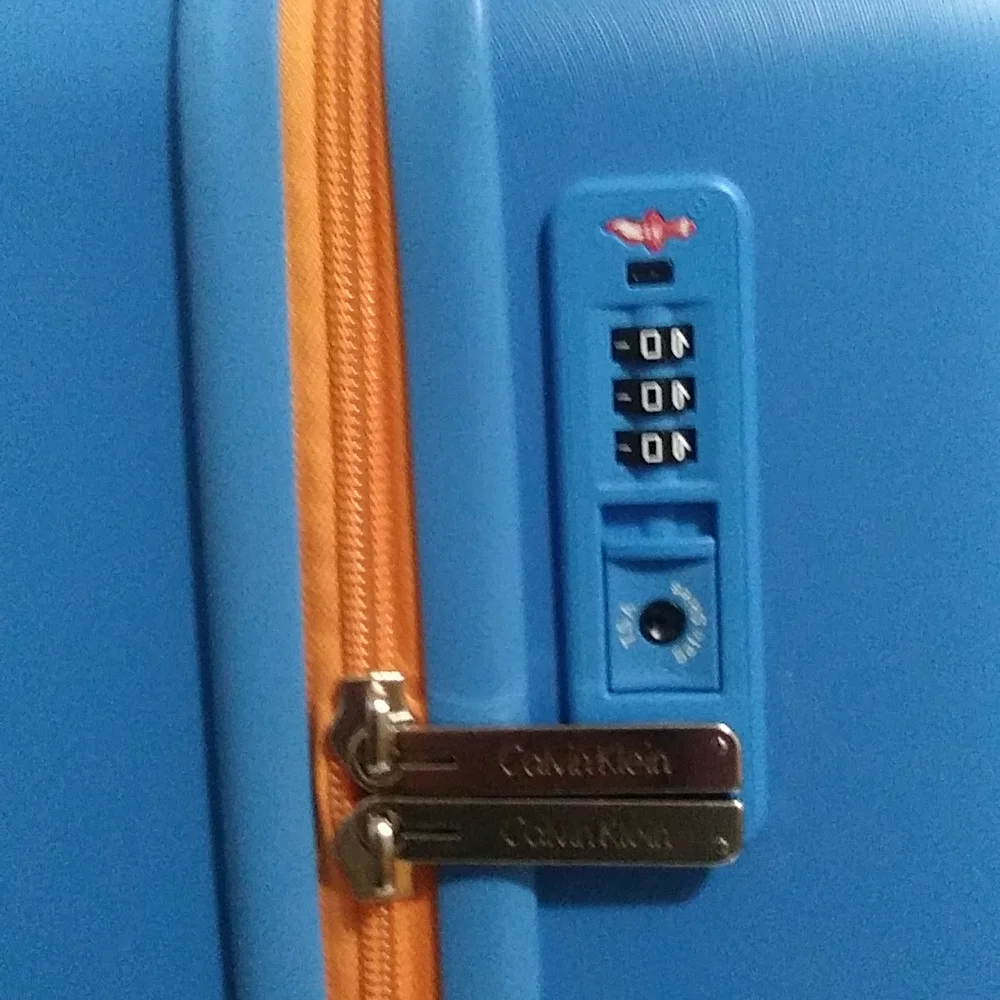 Calvin Klein Avenue Lanes Hardside Spinner Luggage with TSA Lock, Sky Bl…